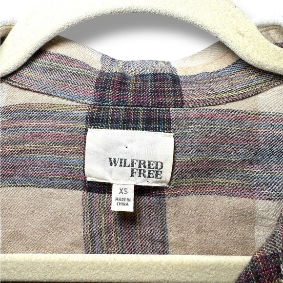 Aritzia Wilfred Free Flannel Shirt Boyfriend Button Up Plaid beige Brown XS - Picture 3 of 7